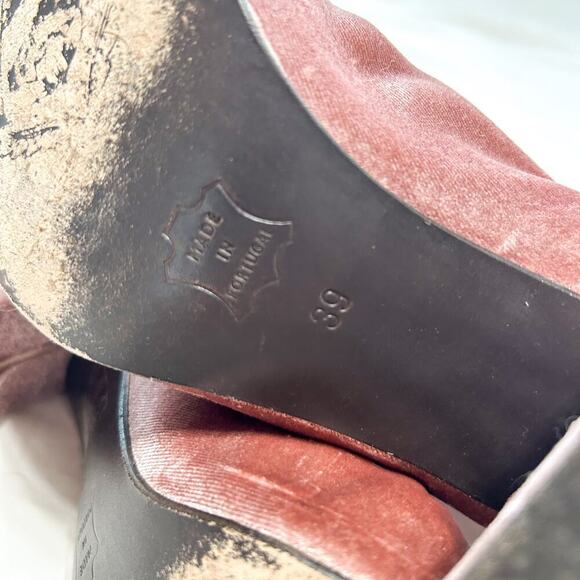 Free People Cecile Velvet Ankle Heel Boots Rose Pink EUC Women’s Size 8.5